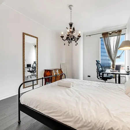 High-rise Luxury With Amazing Panoram View In Citycentre *