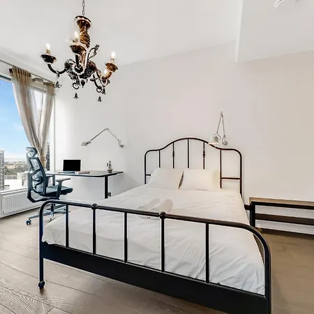 High-rise Luxury With Amazing Panoram View In Citycentre Tallinn