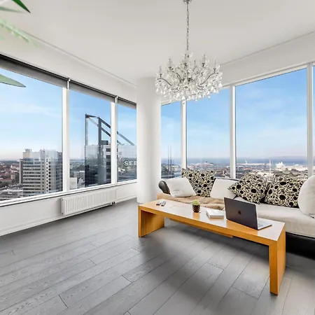 Apartman High-rise Luxury With Amazing Panoram View In Citycentre *