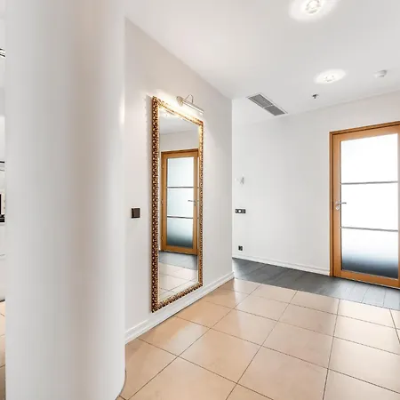 High-rise Luxury With Amazing Panoram View In Citycentre Apartman *